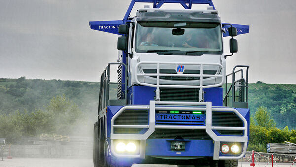 Tractomas TR 8x8 D75