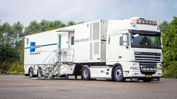 Trailer mal anders: Mobile MRT-Einheit von Medispace