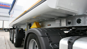 Trailer mit Zertifikat