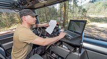 Truckjobs Fahrer von Rundholz-Transporter