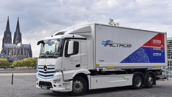 Übersicht über Lkw mit alternativen Antrieben bei Rhenus.
