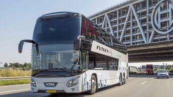 VDL FDD2-141 Doppeldecker, Reisebus, Test LAO 11 2016; DAF MX-13;