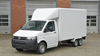 VW Transporter mit Carbon-Kühlaufbau
