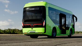 VinFast EB8 E-Bus