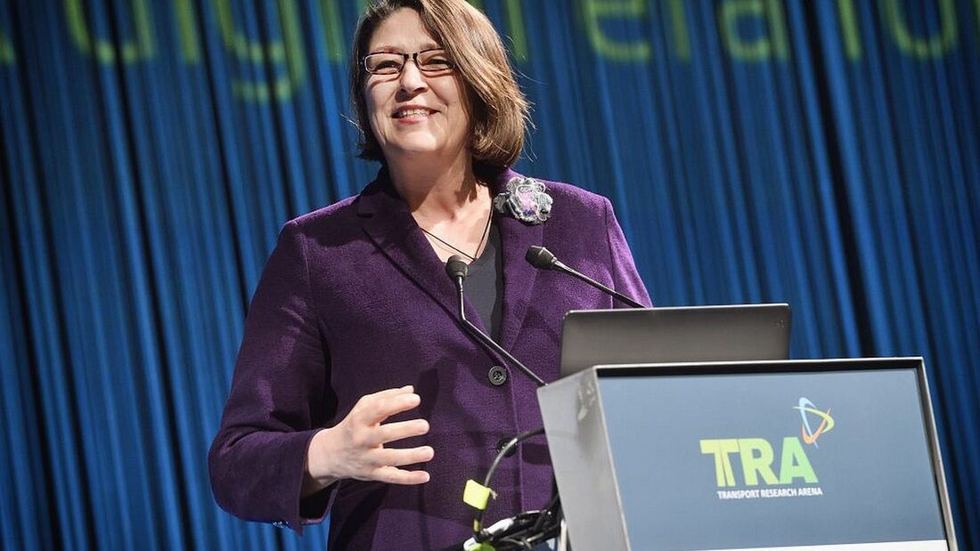 Violeta Bulc, die EU-Kommissarin für Verkehr
