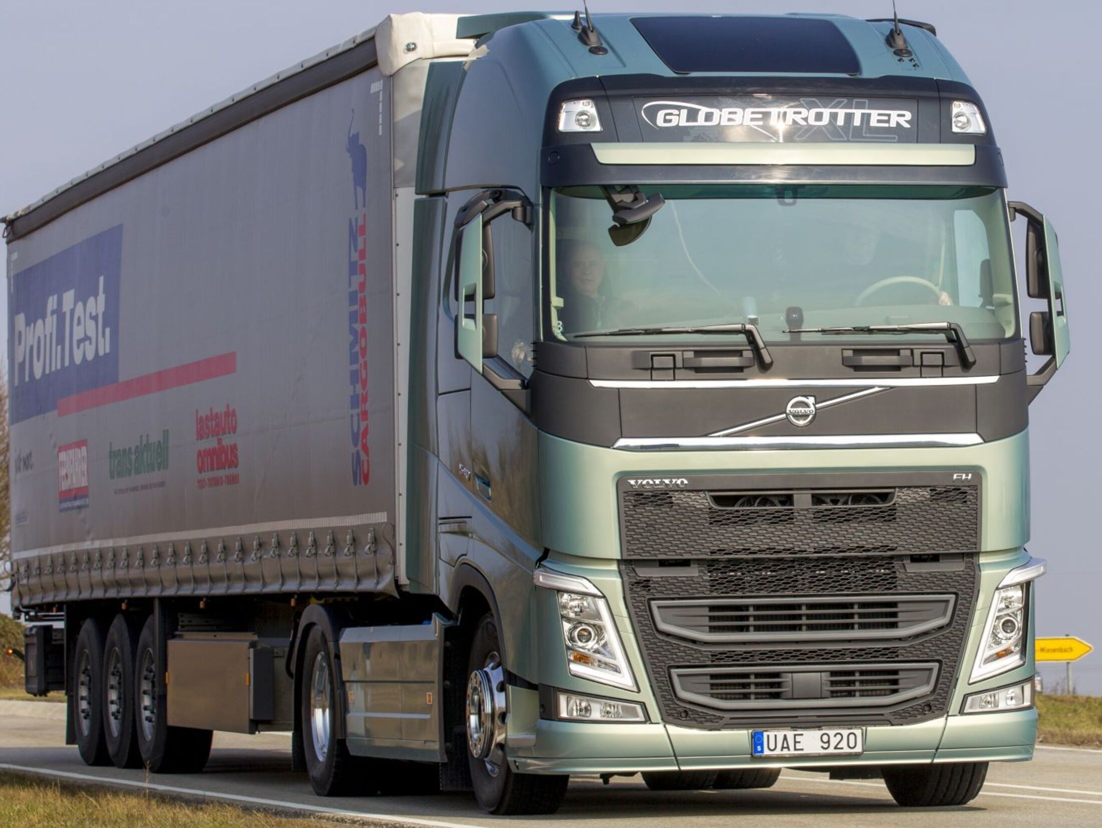 Volvo-FH-jsonLd4x3-67577f9-