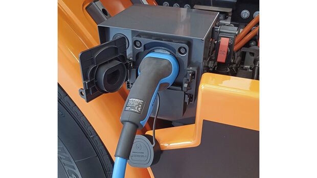 Volvo Trucks FE Electric 6x2 Elektro-Lkw E-Lkw 2021
