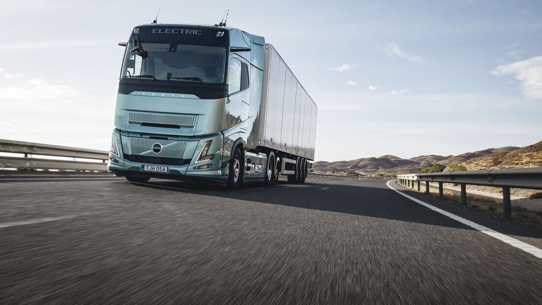 Volvo Trucks erweitert sein Angebot an E-Lkw umfassend.