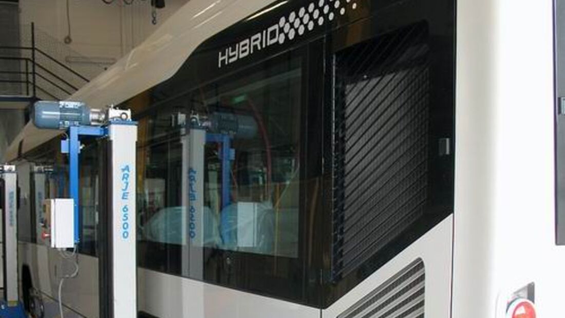 Vorausschauender Hybrid-Bus von Volvo