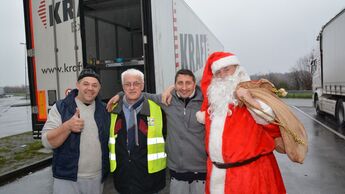 Weihnachtsmann, Lkw-Parkplatz, Fahrer