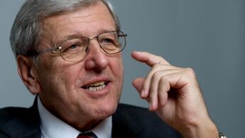 ZF verabschiedet Wolfgang Vogel