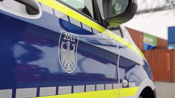 Zoll Fahrzeug Container