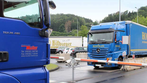Zufahrtskontrolle bei Gerolsteiner