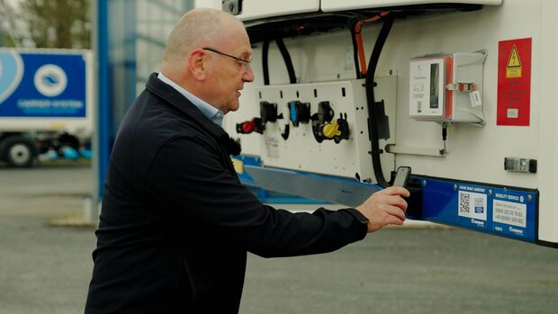 Zugang zum eCRM über QR-Code am Trailer