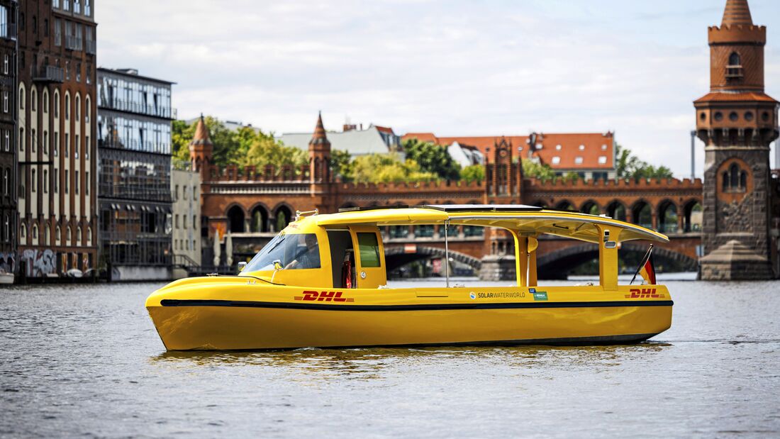 Zustellung per Solarboot der Deutsche Post DHL Group