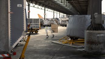 evoBot im Einsatz auf dem Flughafen Mümcheen