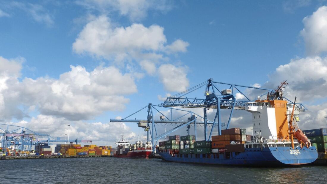 hafen rotterdam, container, terminal, kombinierter verkehr, kv