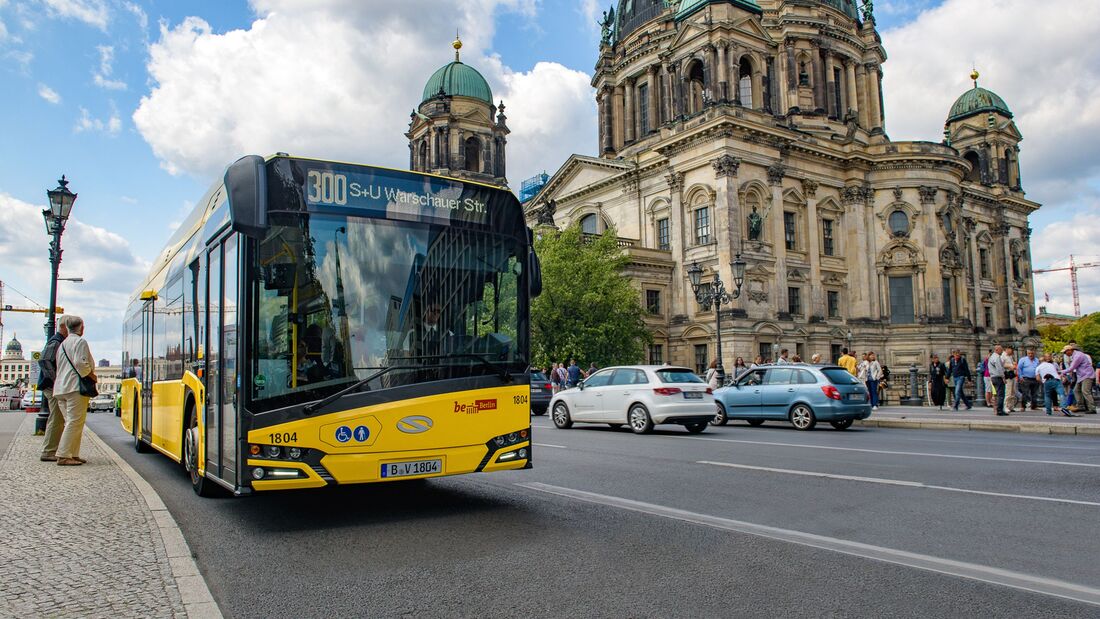 Solaris liefert 32 Busse