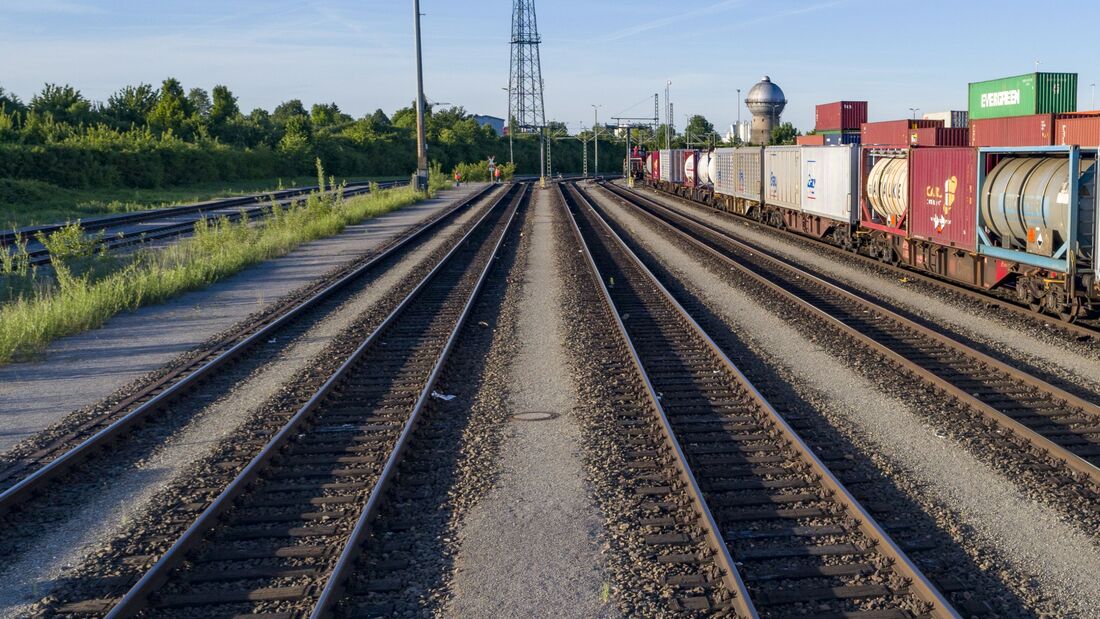Schienennetz in schlechtem Zustand
