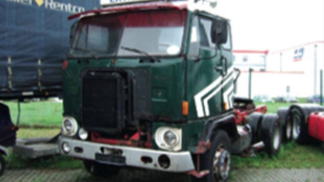 Volvo-Dreiachser in Rostock