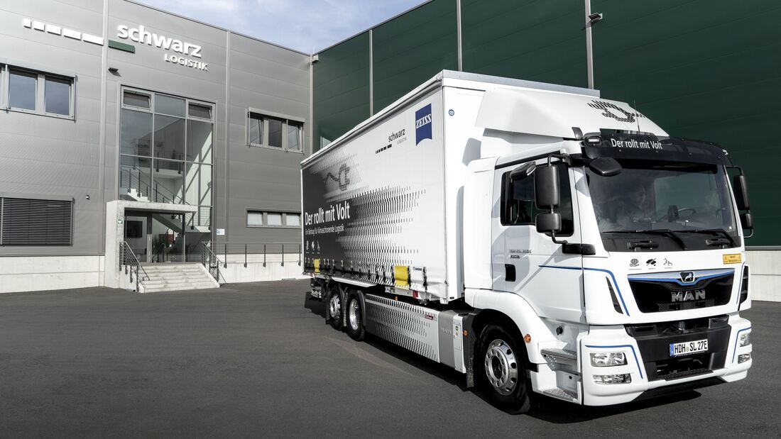 Elektro-Lkw für Zeiss im Einsatz