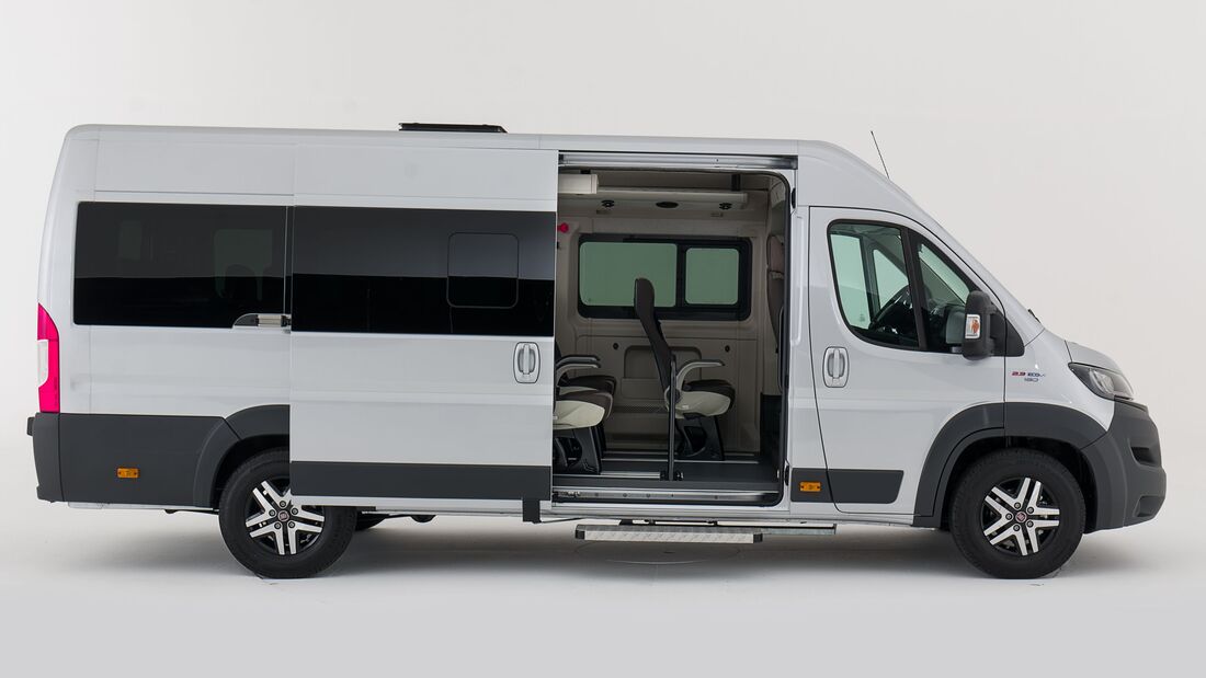 Italienischer Transporter wird zum Minibus