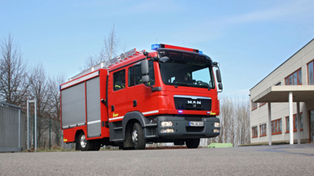 Zuverlässig und effizient im Einsatz. MAN Nutzfahrzeuge auf der Messe INTERSCHUTZ 2010 Leipzig