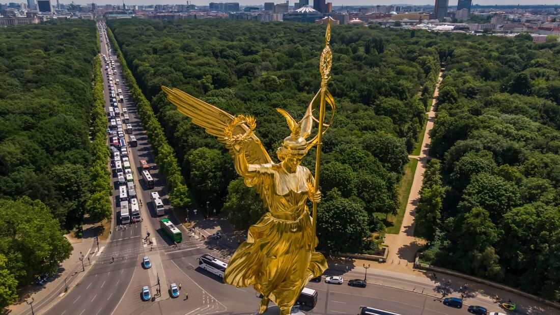 Triumph und Zweifel