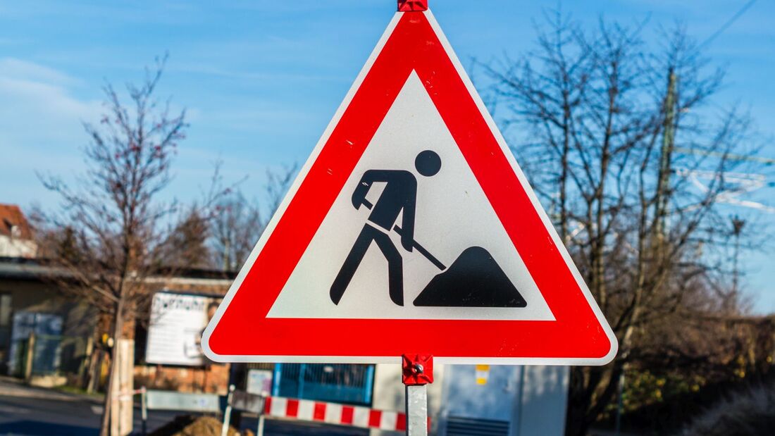 Lkw-Fahrer in Baustelle geblitzt