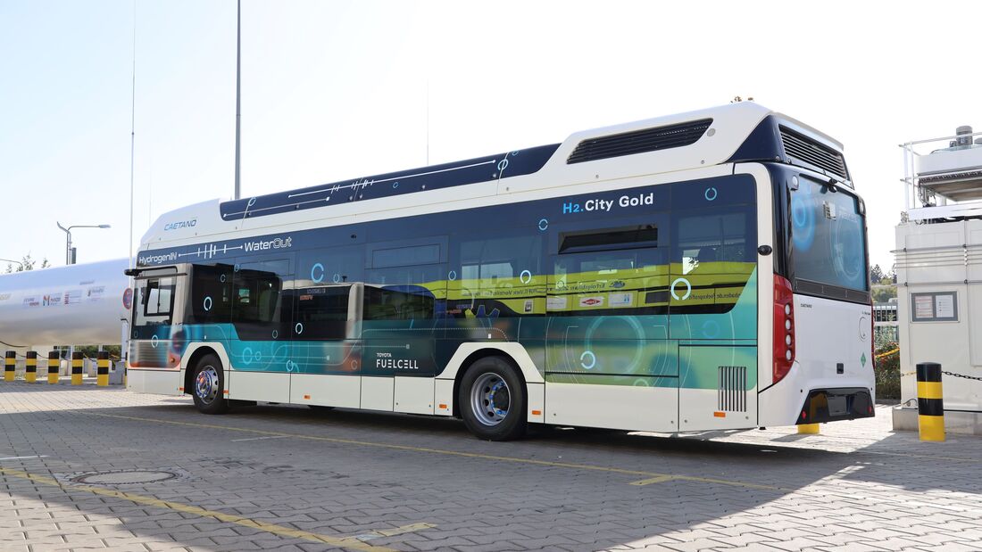 H2-Busse für Wiesbaden