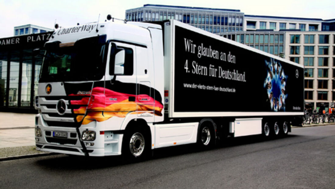 Der 4. Stern für Deutschland: Zehn CharterWay. Komplettzüge zur Fußball-WM 2010
