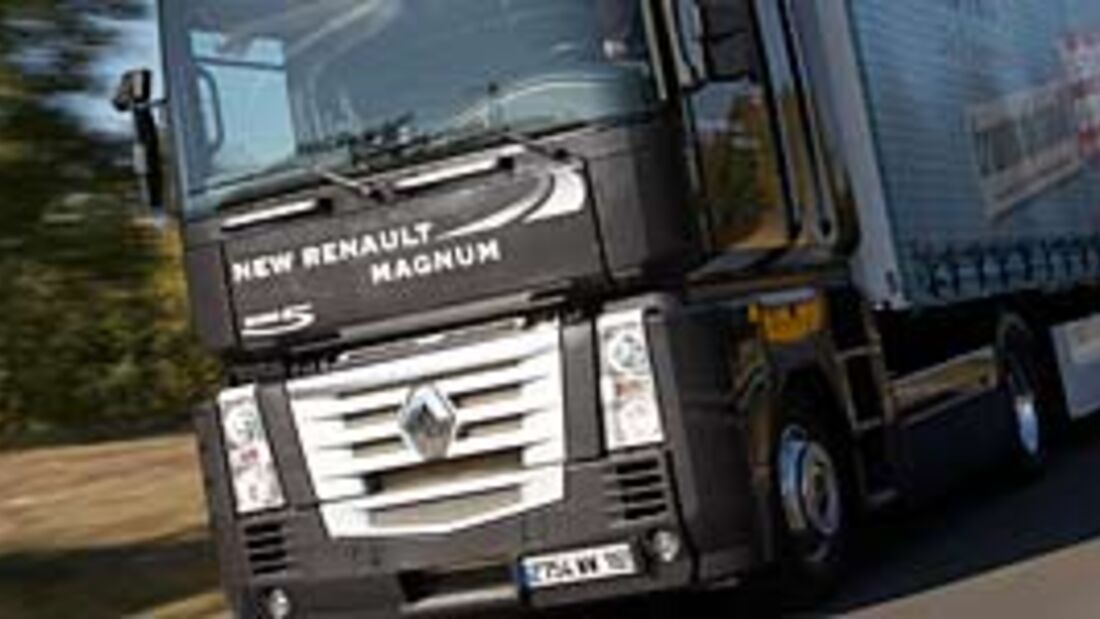 Renault Magnum - in die Höhe geschossen
