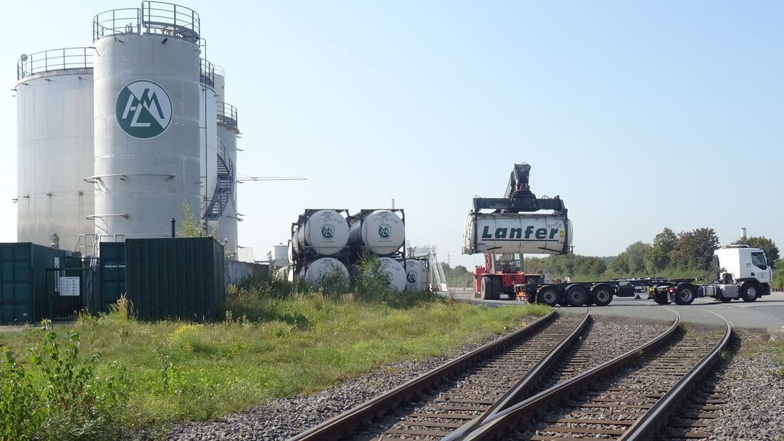 Lanfer baut Drehscheibe für Chemielogistik