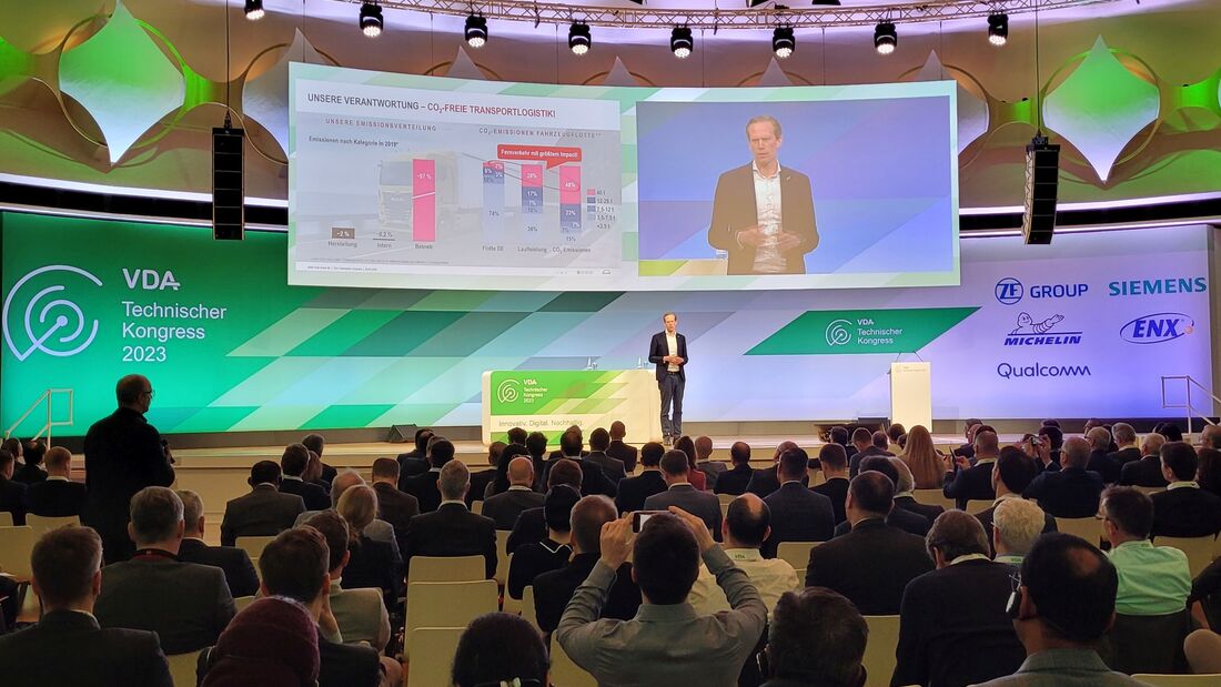 Wasserstoff, Batterie oder E-Fuels im Lkw?