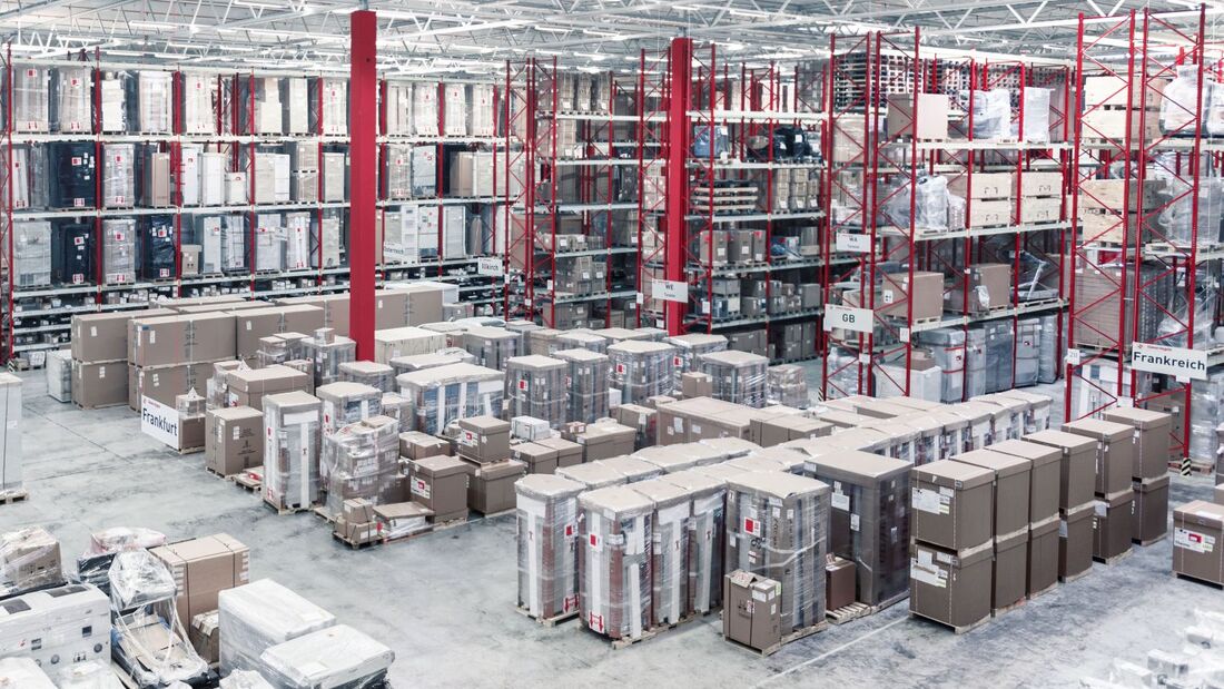 Simon Hegele richtet Logistik neu aus