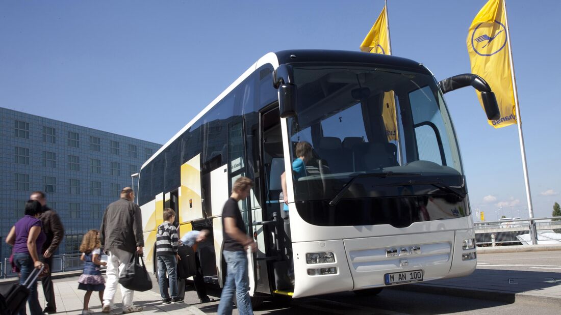 Reisebus mit Spritspar-Paket