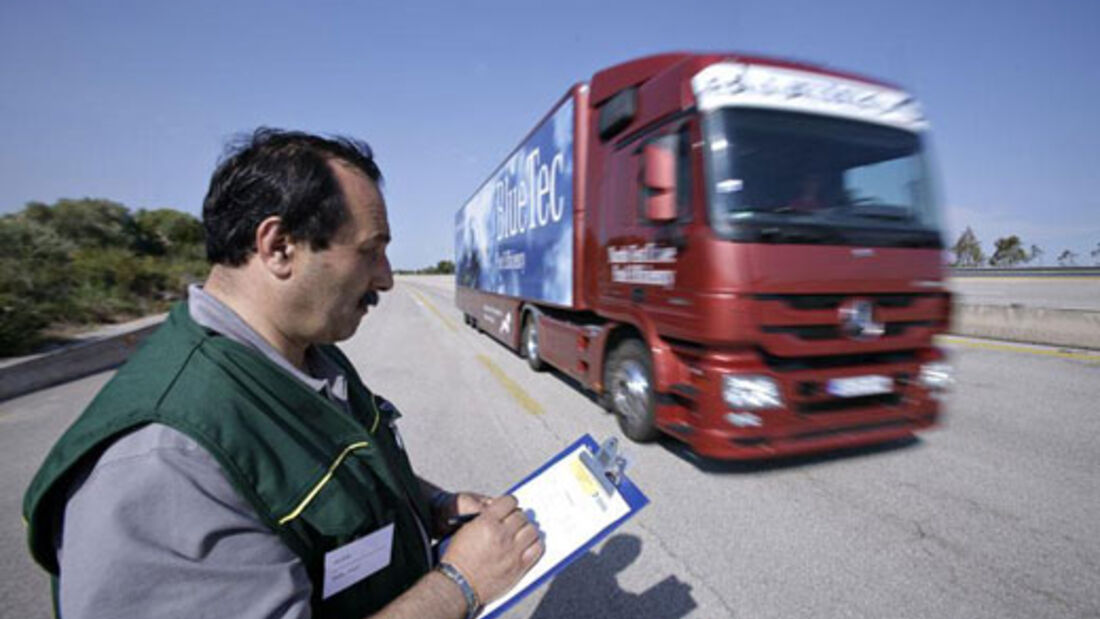 Neuer Mercedes-Benz Actros im Guinness Buch der Rekorde: