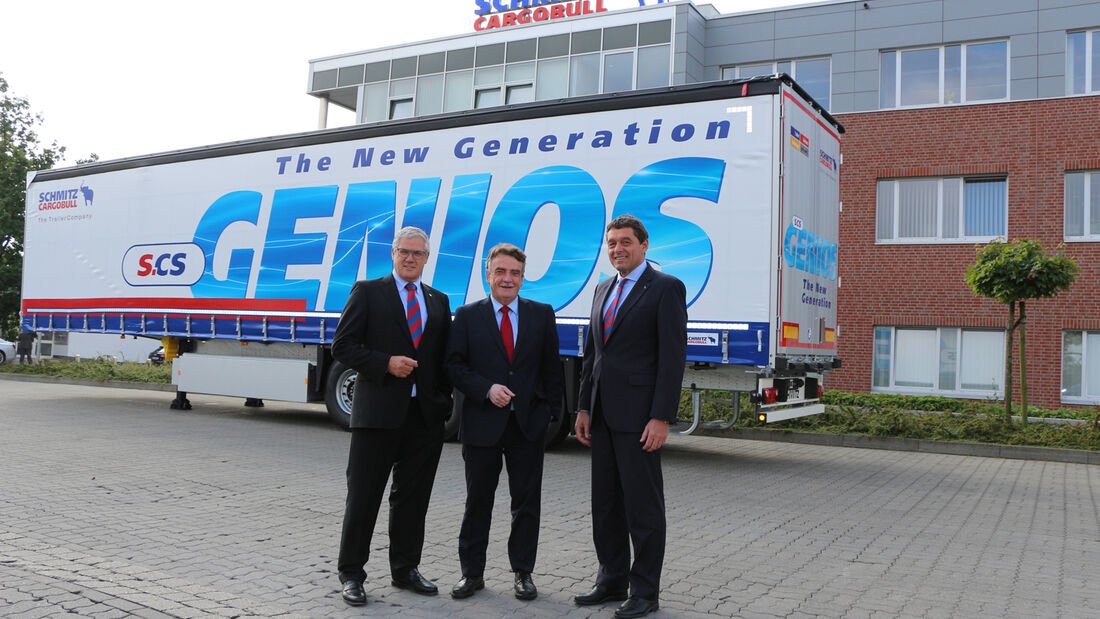 Verkehrsminister besichtigt Stammwerk