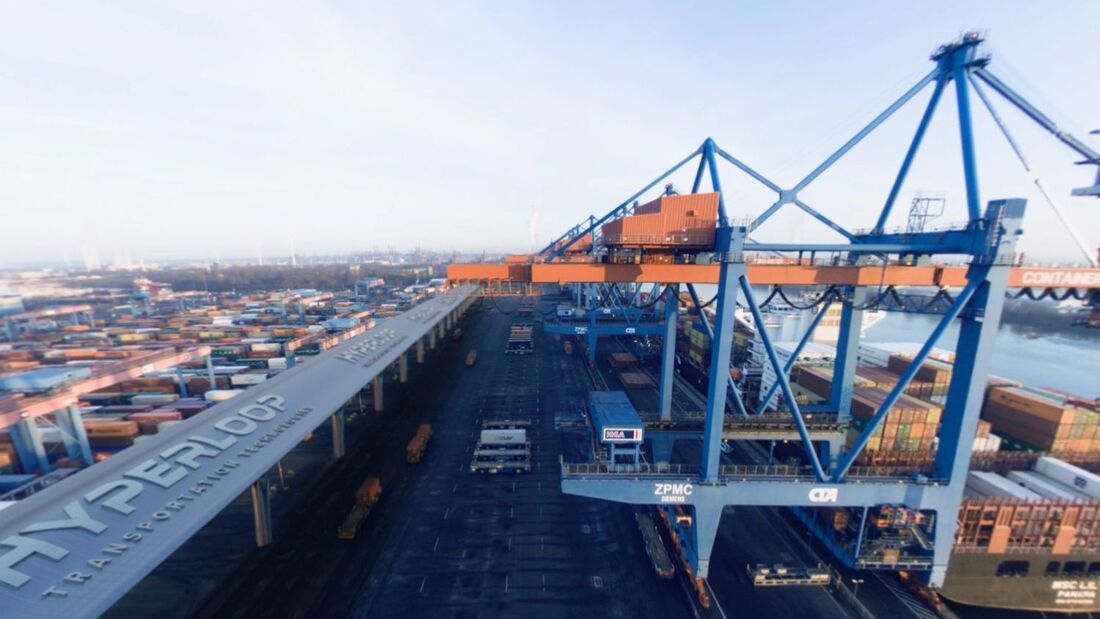 Container rasen durch die Röhre