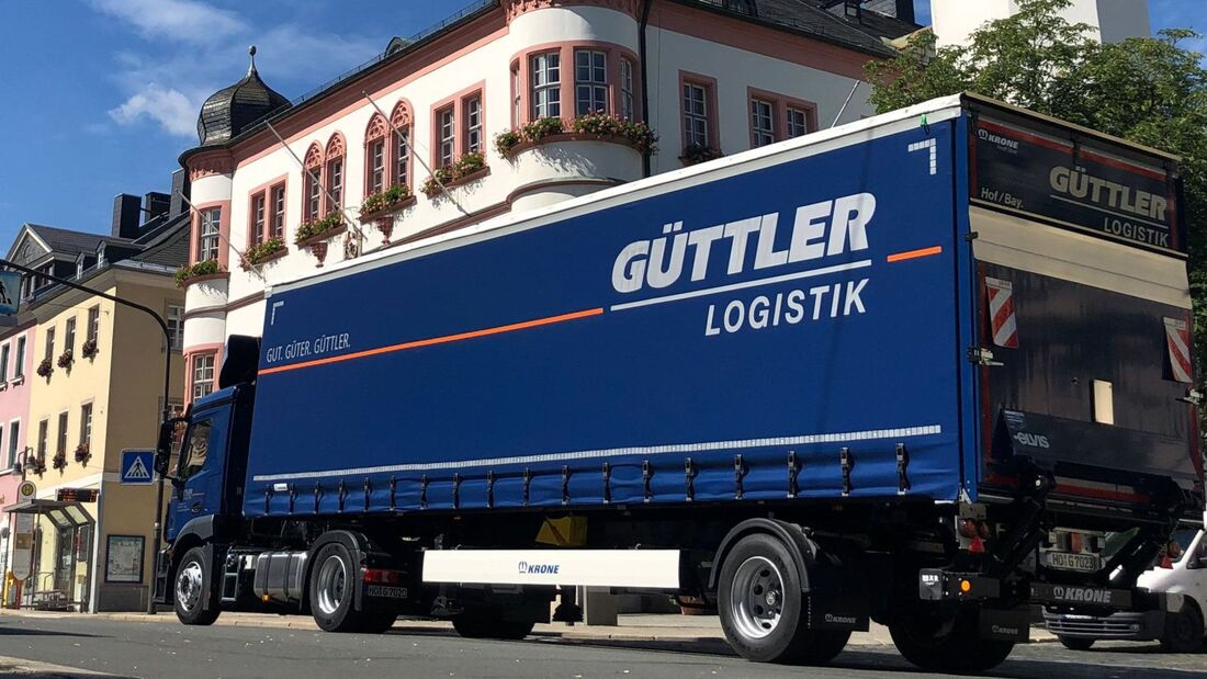 Mit dem Sattelzug durch die Innenstadt
