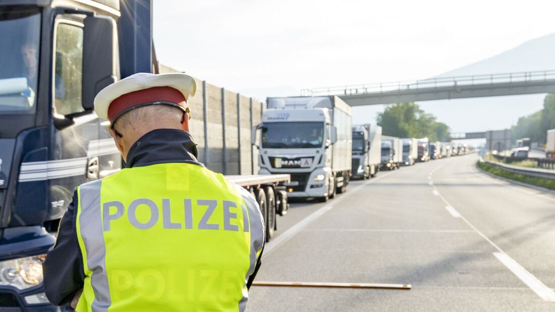 Geduldsprobe für Lkw-Fahrer