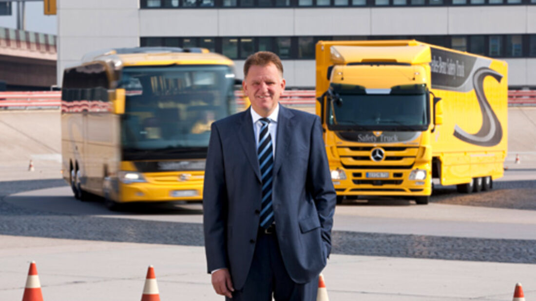 Daimler Trucks sieht Trendwende und erwartet Ergebnis-Stabilisierung in 2010