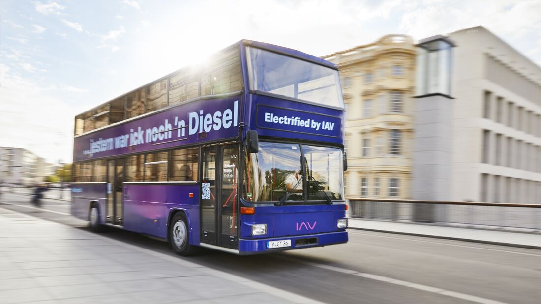 IAV-Bus fährt zum Wannsee