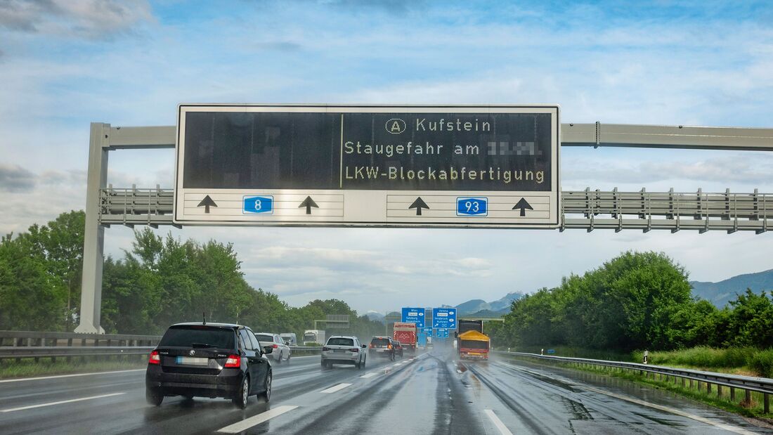 Lkw-Blockabfertigung beeinträchtigt Warenverkehr