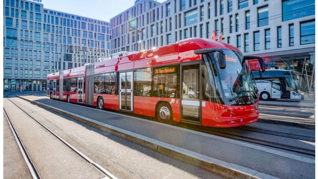 Hess liefert 12 lighTram 25 DC