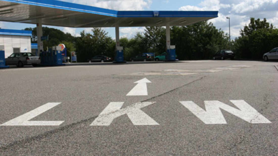 400 neue Lkw-Stellplätze in Bayern