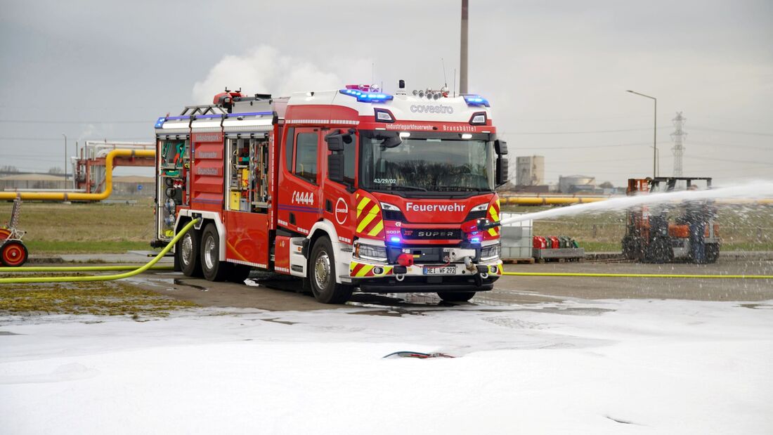 Rosenbauer liefert 100. MT-Aufbau