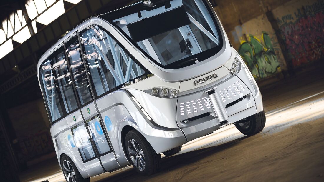 Lkw rammt autonomes Navya-Shuttle
