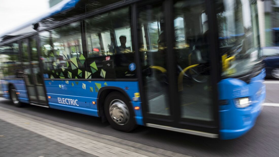 Entwicklung von Batterien für Lkw und Busse