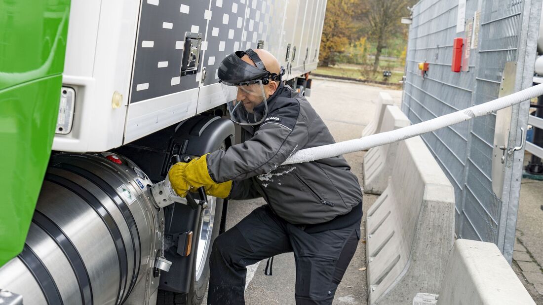 Aufbau einer Tank- und Ladeinfrastruktur geht voran